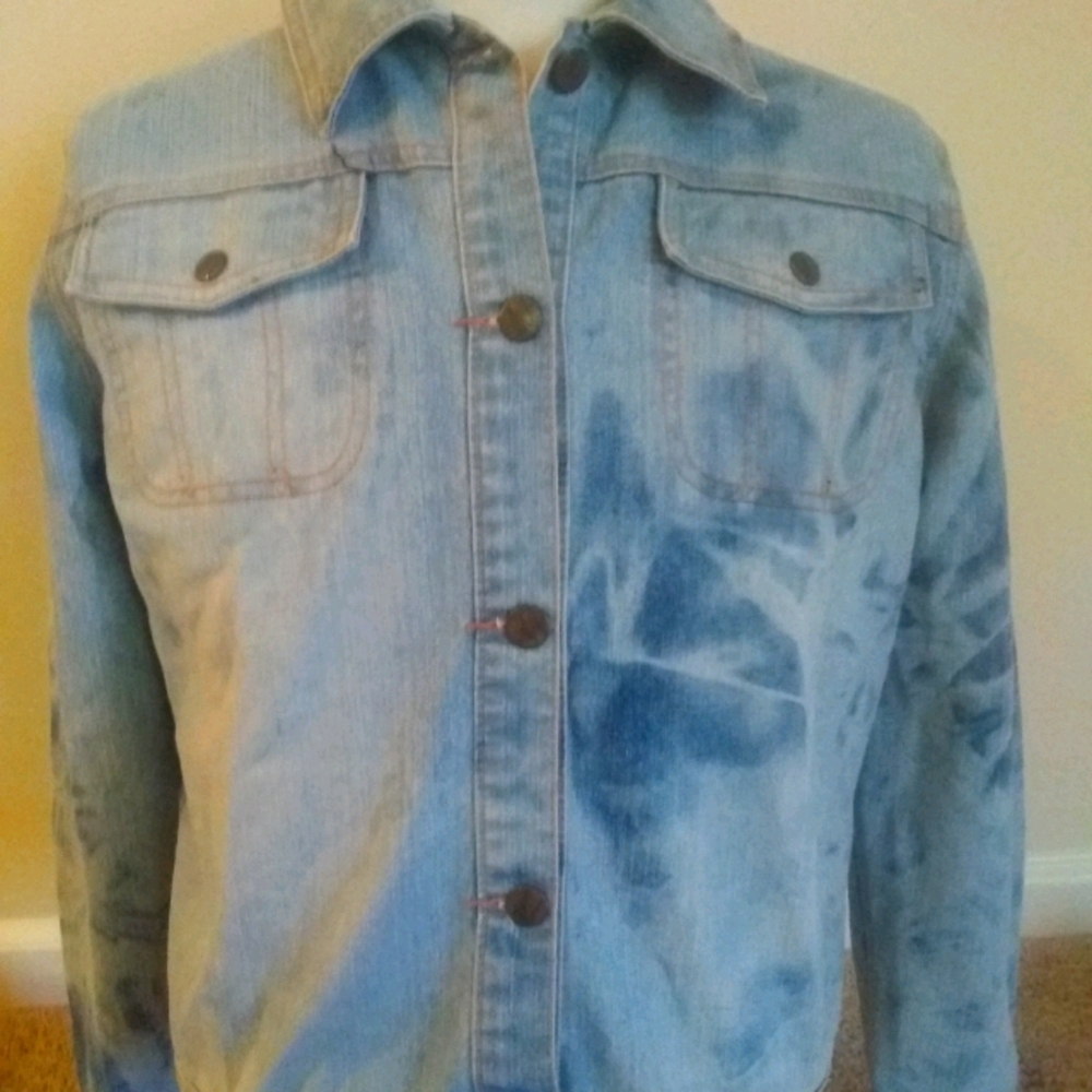 Jean Jacket Large/XLarge - Picture 2 of 4